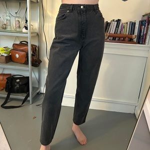 Very cool vintage 80s/90s Arizona light wash black denim high waisted jeans!